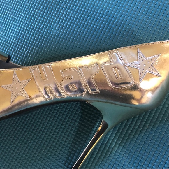 Women’s Highest Heel *HARD* Gold - Picture 4 of 8